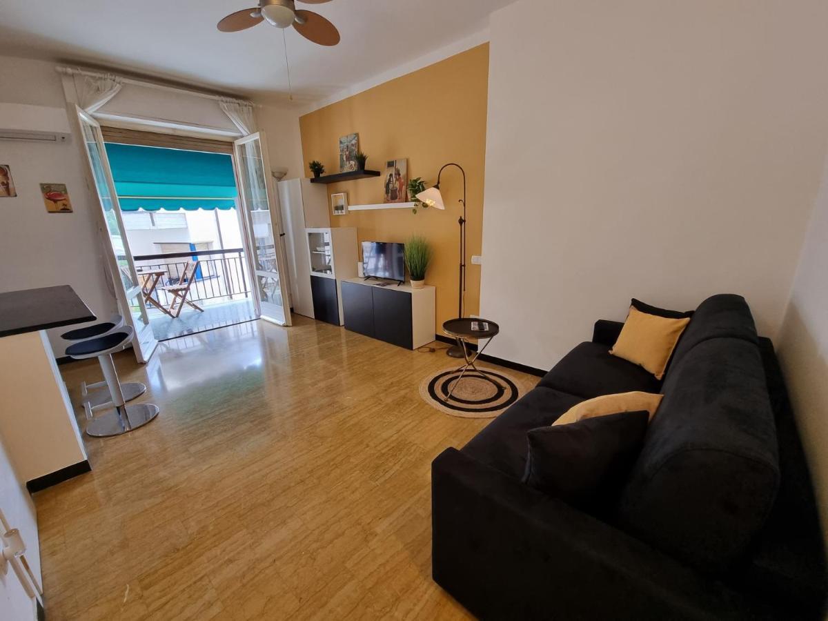 La Casa Di Julia Apartment Рапало Екстериор снимка