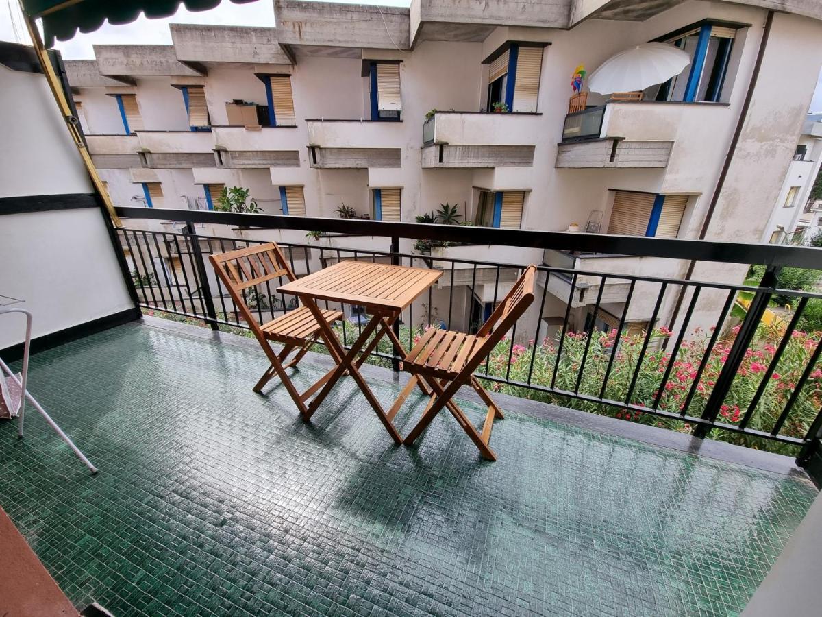 La Casa Di Julia Apartment Рапало Екстериор снимка