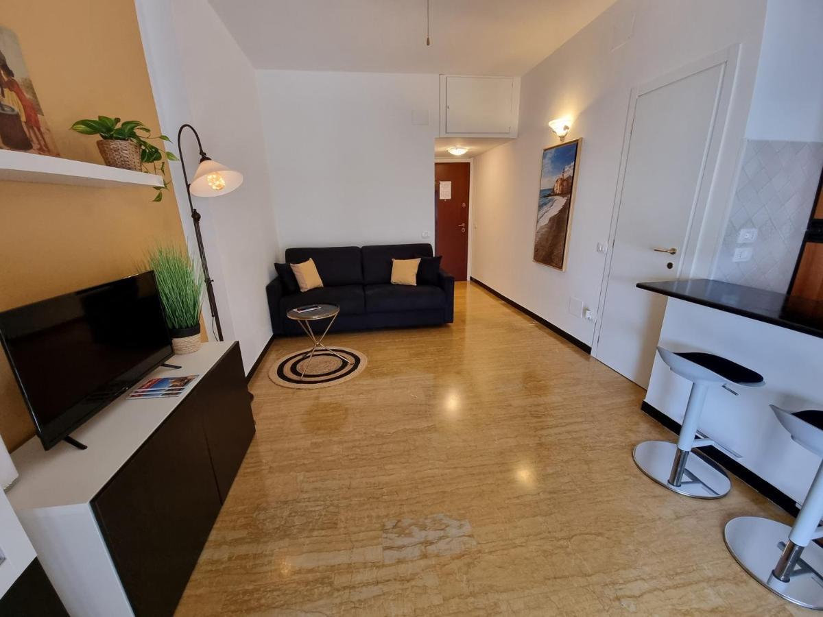 La Casa Di Julia Apartment Рапало Екстериор снимка