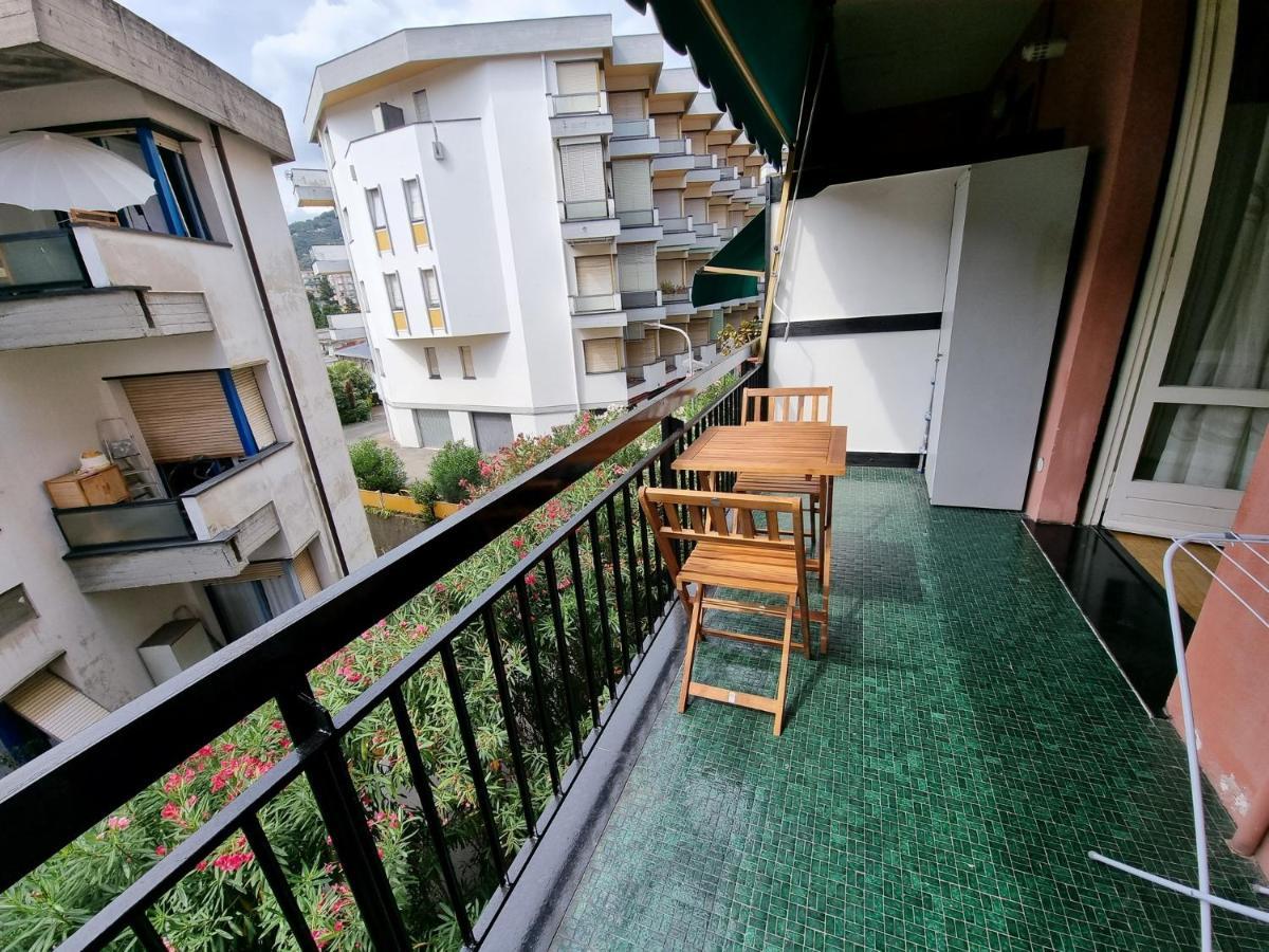 La Casa Di Julia Apartment Рапало Екстериор снимка